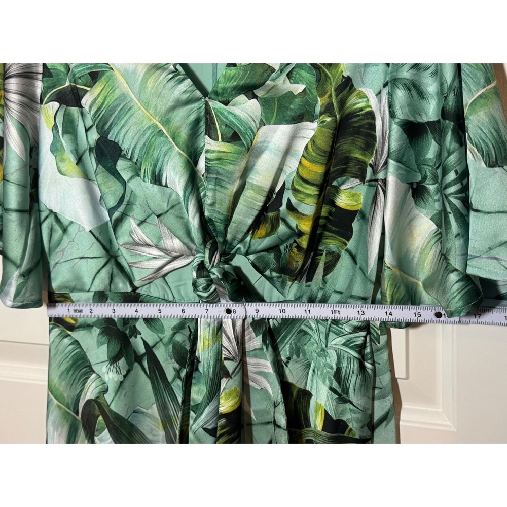 NWOT Guess‎ Tropical Leaf Print Tie Front Midi Dress Green V-Neck Flutter Sleeve - Picture 6 of 11